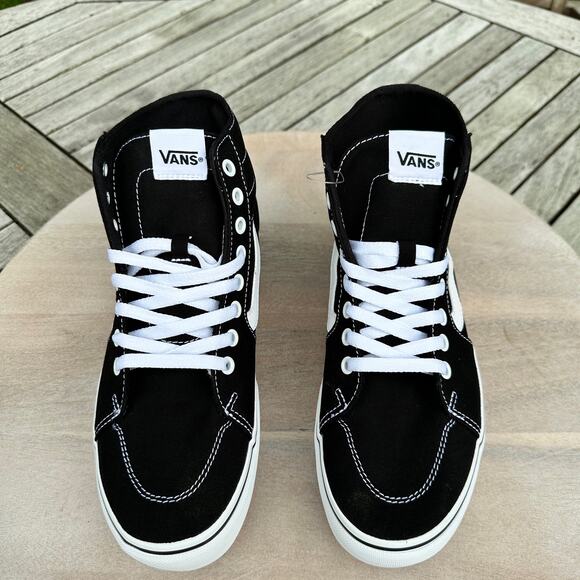 Vans Tapere High Top Black Canvas Sneakers Womens 9.5 New - Picture 12 of 12